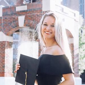 Meet your Posher, Lindsey